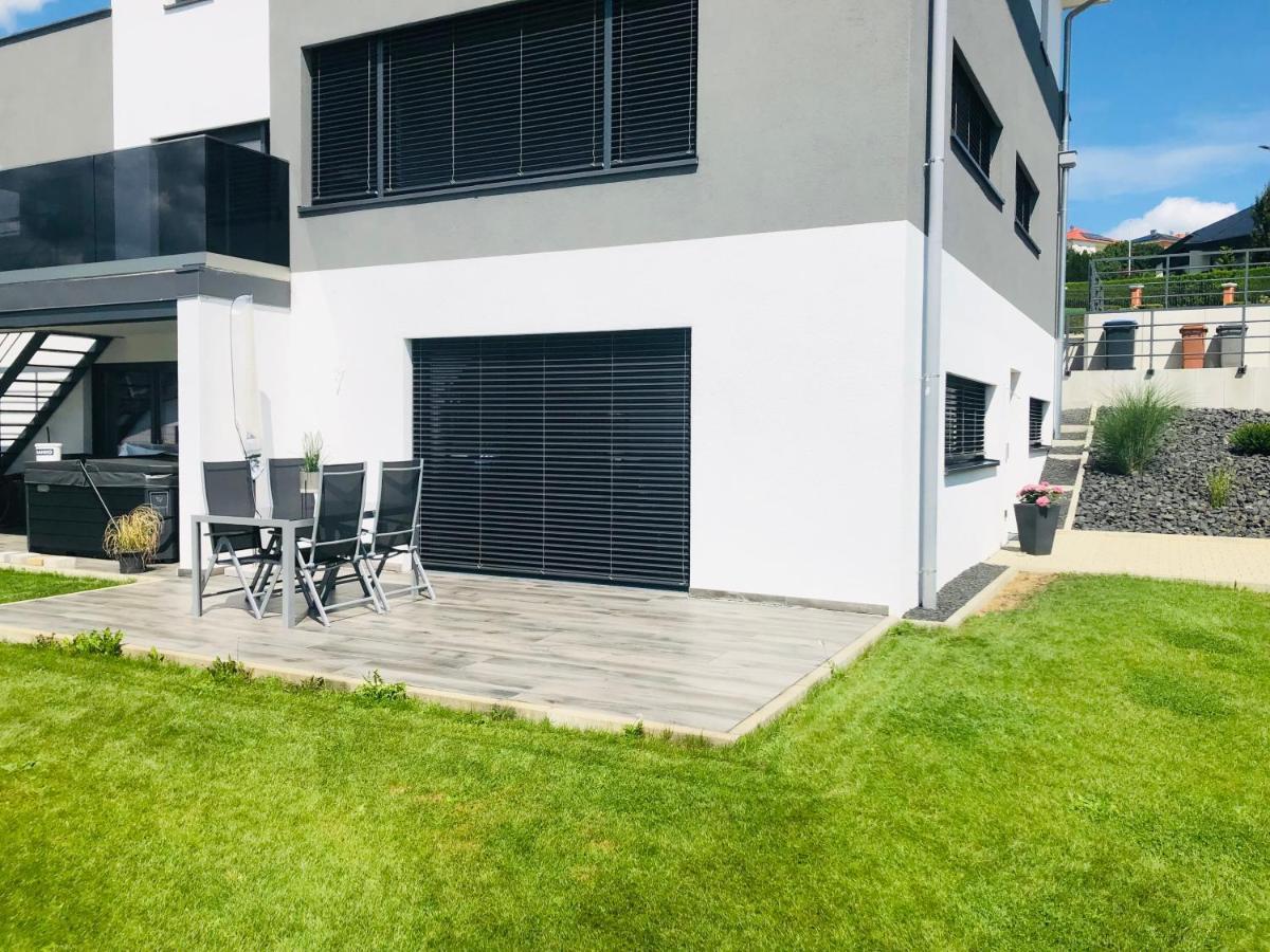 Moderne Ferienwohnung Mit Terrasse Und Garten Verwaltungsgemeinschaft Haldenwang Exterior foto